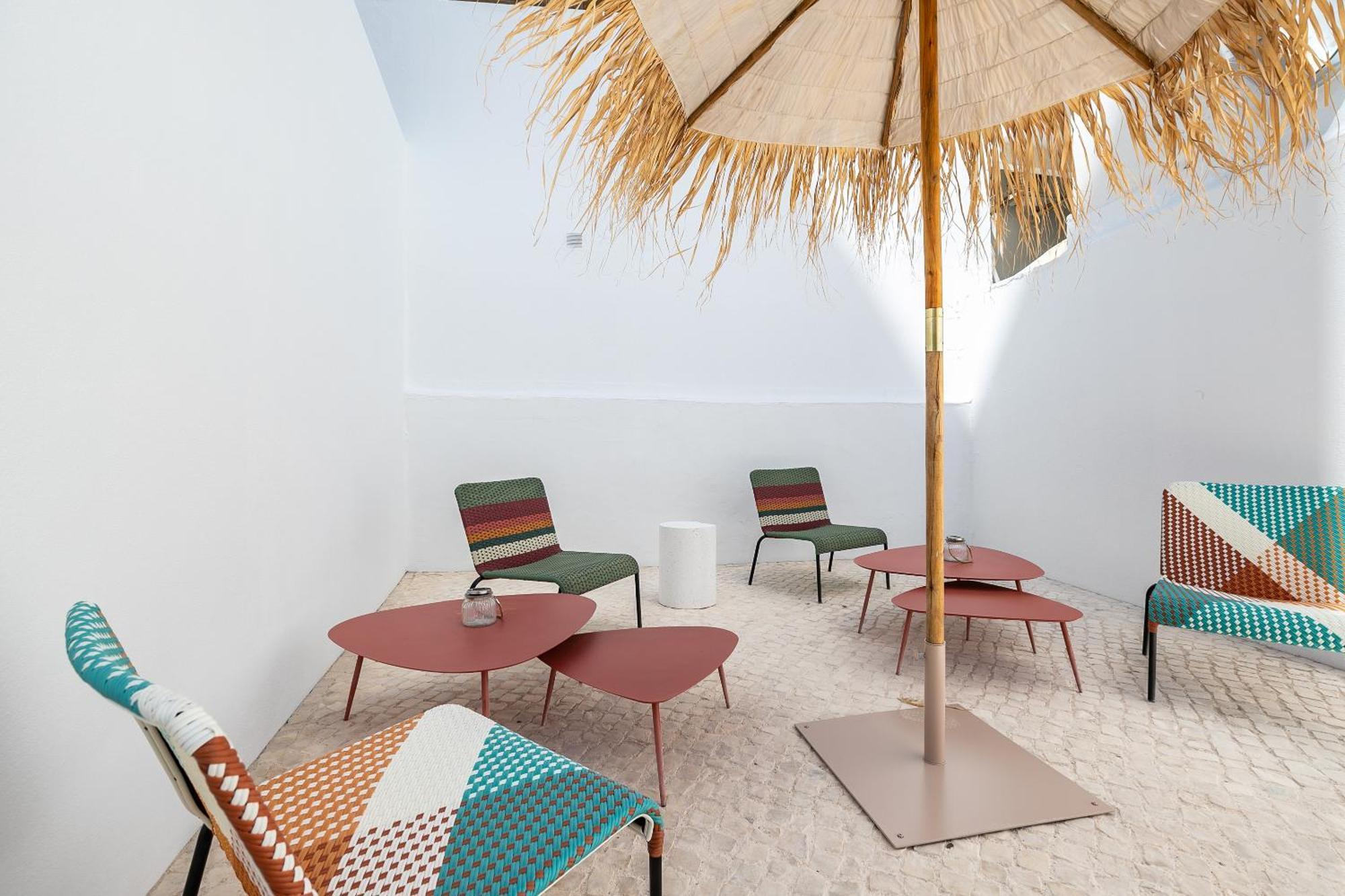 Dona Simone Boutique Suites & Studios - By @ Rita'S Place Faro Exterior photo