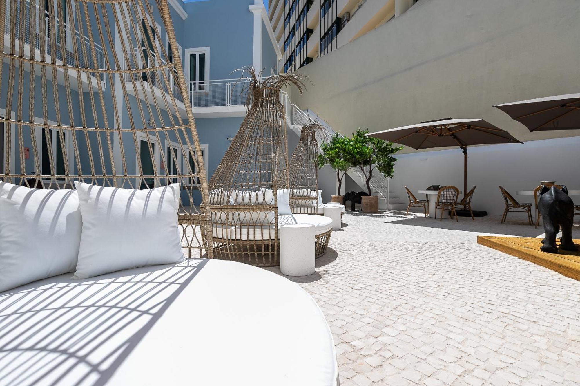 Dona Simone Boutique Suites & Studios - By @ Rita'S Place Faro Exterior photo